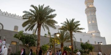 مسجد قباء يشهد توافد الحجاج خلال عشر ذي الحجة وسط منظومة خدمية متكاملة