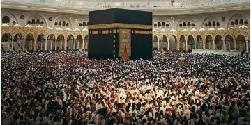 مفتي عام المملكة: توجيهات خادم الحرمين الشريفين وولي العهد مكّنت ضيوف الرحمن من أداء مناسكهم في راحة وطمأنينة