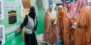 نائب أمير تبوك يقف على الجهود المبذولة لخدمة ضيوف الرحمن بمنفذ حالة عمار