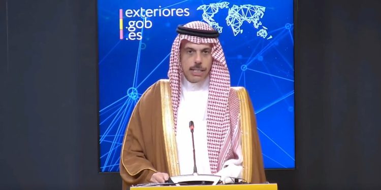 وزير الخارجية: توقيع اتفاقية إعفاء متبادل من تأشيرة الجوازات الدبلوماسية والخاصة مع إسبانيا
