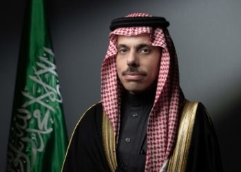 وزير الخارجية ونظيره القطري يبحثان تطورات الأوضاع في المنطقة