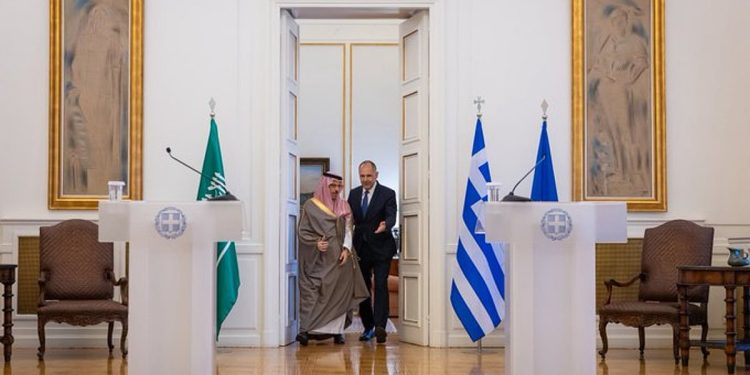 وزير الخارجية ونظيره اليوناني يترأسان اجتماع اللجنة السياسية بمجلس الشراكة الإستراتيجية السعودي الهيليني 