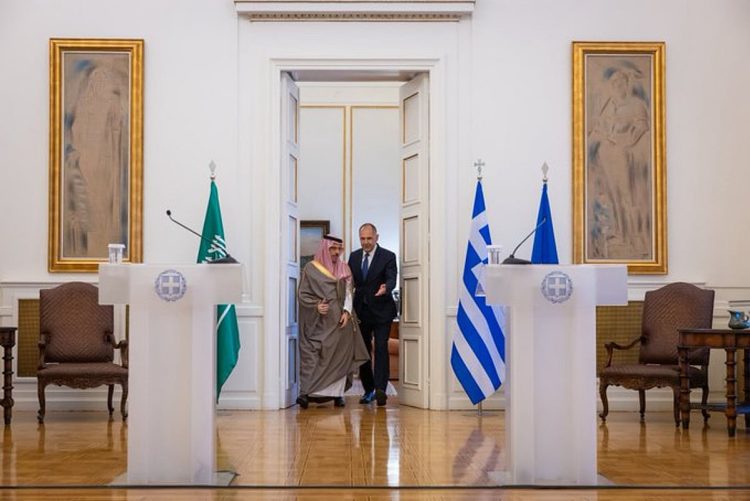 وزير الخارجية ونظيره اليوناني يترأسان اجتماع اللجنة السياسية بمجلس الشراكة الإستراتيجية السعودي الهيليني 