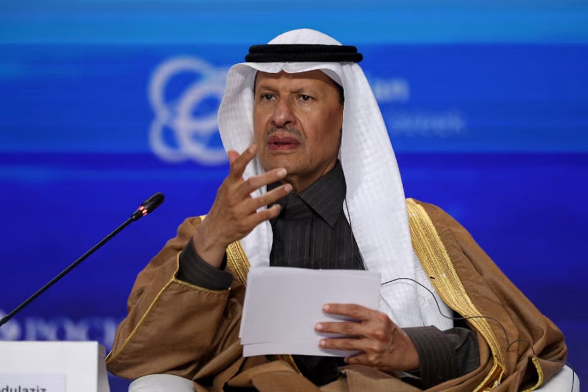 وزير الطاقة يبحثان تعزيز الشراكة الإستراتيجية مع ووزير الاقتصاد والتجارة والصناعة الياباني