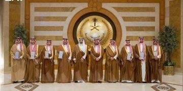‎ نائب أمير مكة يطّلع على جاهزية التقنيات الرقمية لخدمة الحجاج