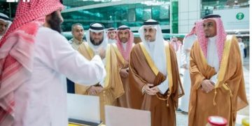 ‎ نائب وزير البيئة: المملكة تقود تحولًا نوعيًا في قطاع النحل بإنتاج 7,786 طنًا من العسل الطبيعي