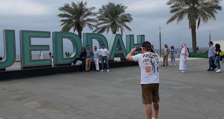 أمانة جدة ترفع أكثر من 1.1 مليون طن من النفايات خلال الشهر الماضي