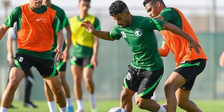 «الأخضر» يواصل تدريباته استعدادًا لمواجهة إسبانيا في المونديال