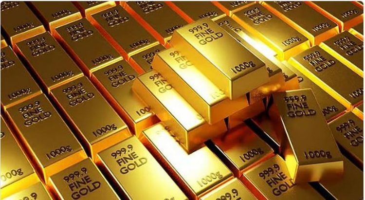 الذهب يواصل مكاسبه مع تراجع توقعات رفع الفائدة الأمريكية