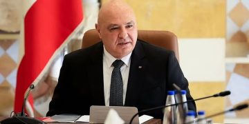 الرئيس اللبناني: نأمل أن تحمل التطورات الأخيرة ما ينهي معاناة شعبنا ويحرر أرضنا