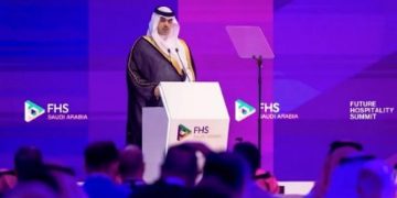 «السياحة» تستعرض الفرص الاستثمارية في القطاع خلال مشاركتها في قمة مستقبل الضيافة 2026