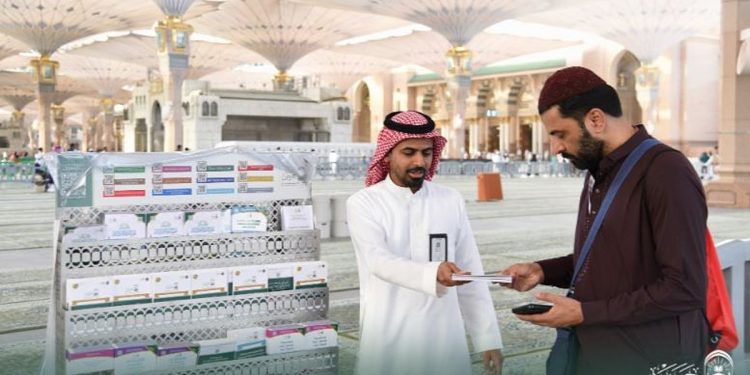 الشؤون الدينية بالمسجد النبوي تعزيز خدمات التوجيه والإرشاد الشرعي عبر خدمة «إجابة السائلين»