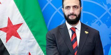 «الشرع» ينفي نية سوريا التدخل عسكريًا في لبنان.. ويؤكد: «خطوط اقتصادية لا عسكرية»