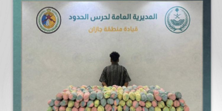 القبض على مواطن لتهريبه 437 كيلوجرامًا من القات في جازان 