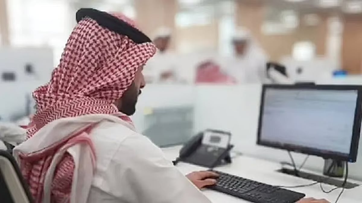 «بينها العلاقات المهنية».. مختص يوضح شروط وظائف المستقبل