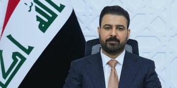 رئيس وزراء العراق: تشكيل لجنة مشتركة لوضع آليات فك الارتباط بالحشد الشعبي وحصر السلاح