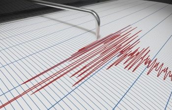 زلزال بقوة 6.1 قبالة جنوب إيطاليا