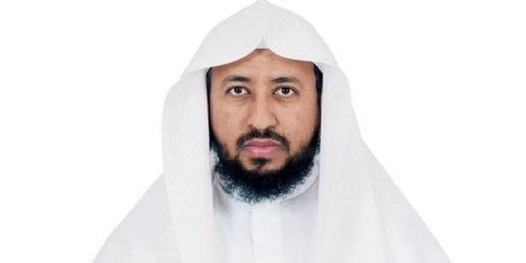 محامٍ يوضح: الموظف غير ملزم بالرد على رسائل واتصالات العمل بعد انتهاء الدوام