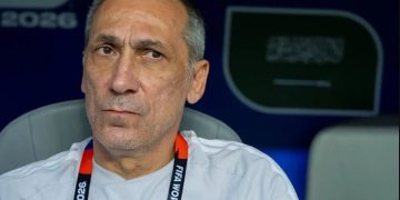 مدرب الأخضر: لعبنا جيدًا والتراجع سبب التعادل أمام الأوروغواي