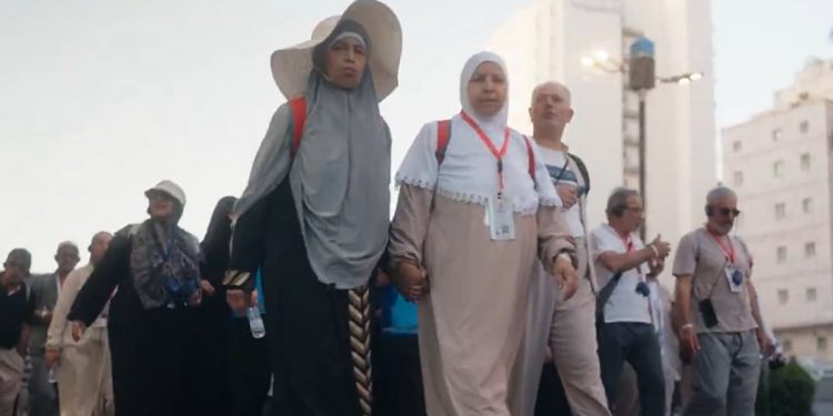 «وجدنا استقبالًا طيبًا وتنظيمًا ممتازًا».. ضيوف الرحمن يودعون المملكة بكلمات مؤثرة