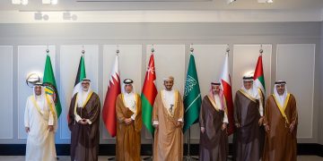 وزير الخارجية يشارك في الاجتماع التشاوري الوزاري الخليجي بالأردن