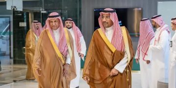 وزير الصناعة يزور مركز الإنذار المبكر المطوّر بالهيئة العامة للأمن الغذائي