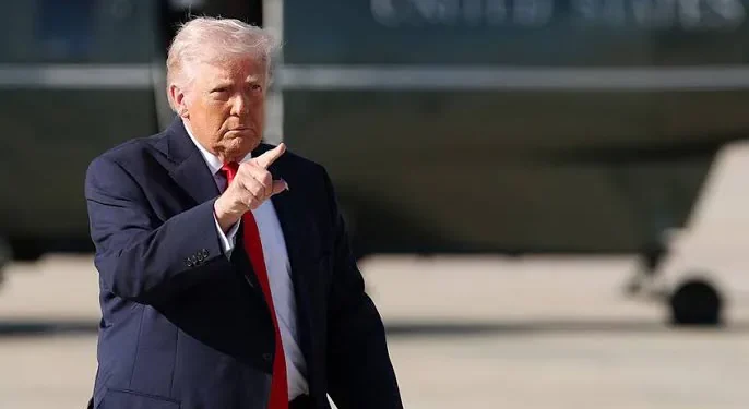 ترامب: سنتولى حراسة مضيق هرمز ونتقاضى رسوماً مقابلها