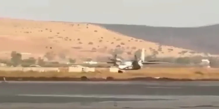  فيديو ..  أغرب واقعة  في مطار عربي  ..هبوط طائرة دون عجلات خلفية وفتح تحقيق في الحادث