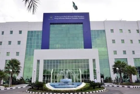 مجمع الملك عبدالله الطبي بجدة ينقذ شاباً سقط من 8 أمتار بجراحة استغرقت 80 دقيقة