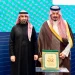 أمير المدينة المنورة يكرّم الدكتور كريم الشبل على إسهاماته في موسمي رمضان والحج 1447هـ