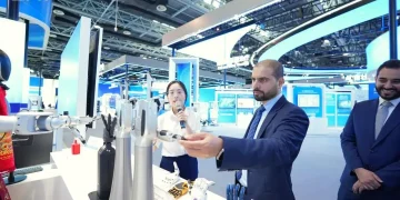 محافظ هيئة الحكومة الرقمية يختتم زيارة رسمية لهونغ كونغ والصين لتعزيز الشراكات الرقمية