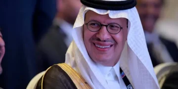 الأمير عبدالعزيز بن سلمان: قيادة ثلاثية للطاقة والصناعة والتعدين