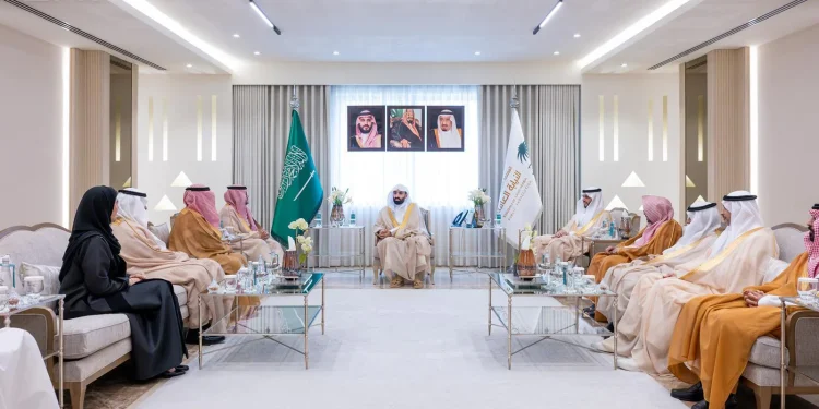 النائب العام يبحث مع رئيس جامعة الملك سعود تعزيز الشراكة الأكاديمية القانونية