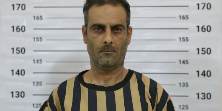 الداخلية السورية تعتقل سجاناً في السجن العسكري الأول بحمص خلال فترة حكم النظام البائد