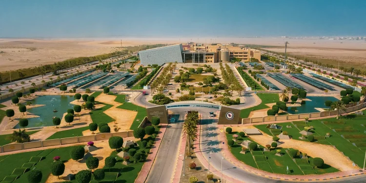 جامعة الأمير محمد بن فهد تفتح القبول في بكالوريوس الطب والجراحة
