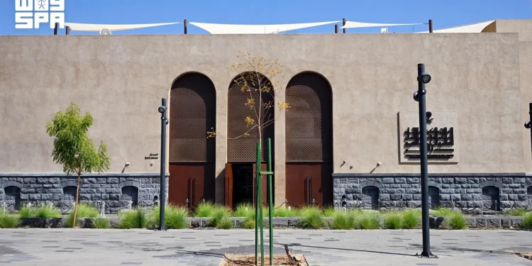 مركز الأمير محمد بن سلمان العالمي للخطّ العربي يعزّز تعلّم فنون الخط العربي وانتشاره عالميًا