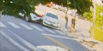 أمريكا تُلزم عناصر الهجرة والجمارك بكاميرات جسدية إثر حوادث إطلاق نار مميتة