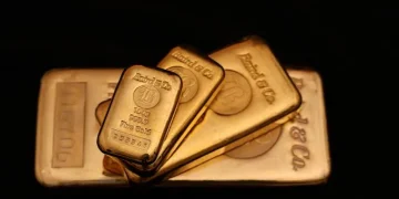 الذهب يتراجع 0.4% إلى 4000 دولار للأوقية في التعاملات الآسيوية