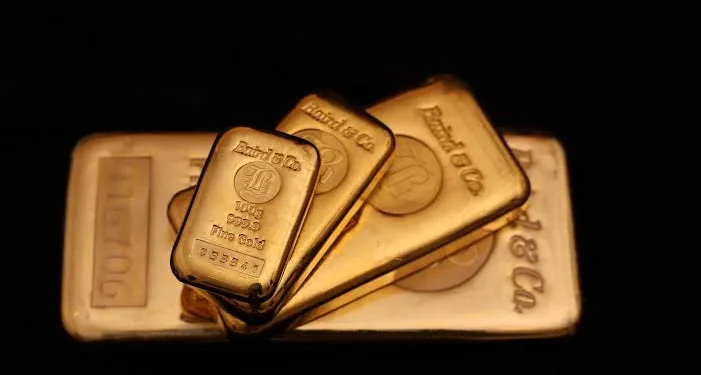 الذهب يتراجع 0.4% إلى 4000 دولار للأوقية في التعاملات الآسيوية