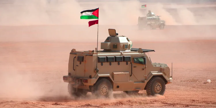 الجيش الأردني يعترض 4 صواريخ إيرانية اخترقت أجواء المملكة