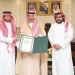 أمير نجران يسلّم مواطناً وسام الملك عبدالعزيز لتبرعه بـ 65% من كبده