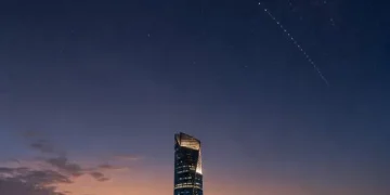 أقمار ستارلينك تعبر سماء السعودية مساء الأحد والاثنين