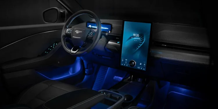 فورد موستانج Mach-E ، أول سيارة SUV كهربائية عالية الأداء من فورد، تصل إلى معارض محمد يوسف ناغي للسيارات في المملكة العربية السعودية