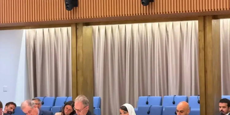 المملكة تشارك في اجتماع التحالف العالمي لحل الدولتين وتحذّر من تقويض فرص السلام
