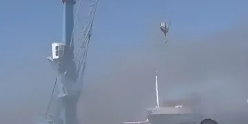 هجوم بمسيّرات يستهدف ناقلات غاز في ميناء دمياط المصري