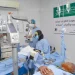 مركز الملك سلمان للإغاثة يُنجز 400 عملية لإزالة المياه البيضاء في عدن