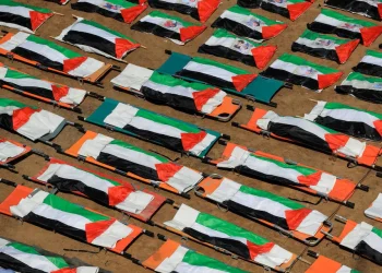 غزة تشيّع رفات 112 شهيداً من الحساينة وأبو شريعة في أكبر جنازة جماعية