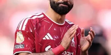 طرابزون سبور يُعلن رسمياً التعاقد مع محمد صلاح