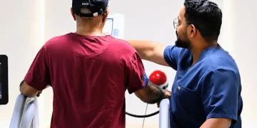 تجمع المدينة المنورة الصحي يطلق «نبض» للتأهيل القلبي عن بُعد