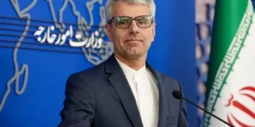 إيران وعُمان تتفقان على إحداثيات مسار الملاحة في مضيق هرمز